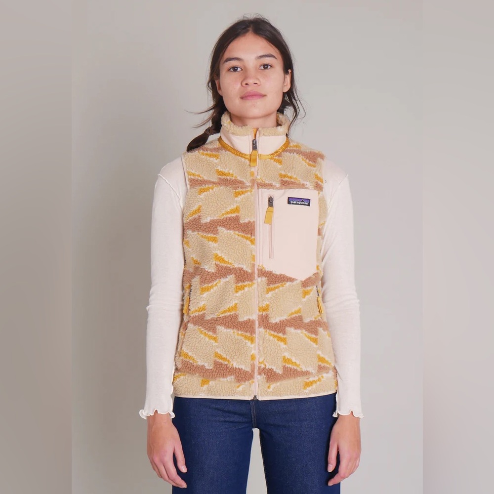 Women’s Patagonia Classic Retro-X Fleece Vest - Picture 3 of 10